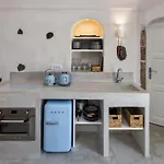 بيت للعطل Gilbert's Cave With Cave Jacuzzi ميغالوخوري