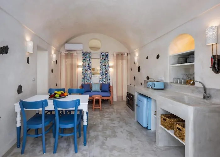 Gilbert's Cave With Cave Jacuzzi Feriehus Megalochori (Santorini)