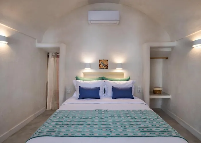 Gilbert's Cave With Cave Jacuzzi