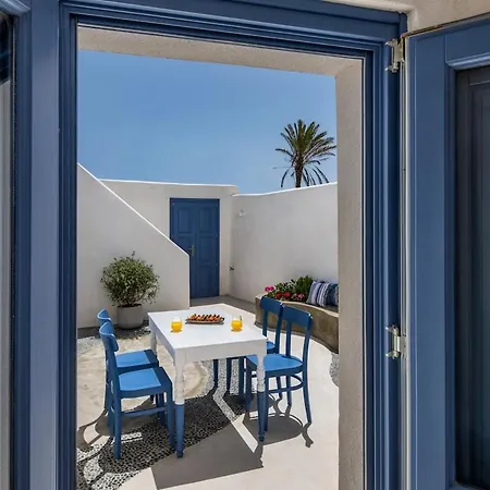 Gilbert's Cave With Cave Jacuzzi Megalochori (Santorini)