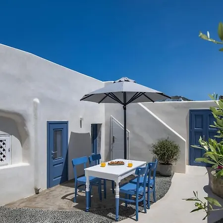 Gilbert's Cave With Cave Jacuzzi * Megalochori (Santorini)